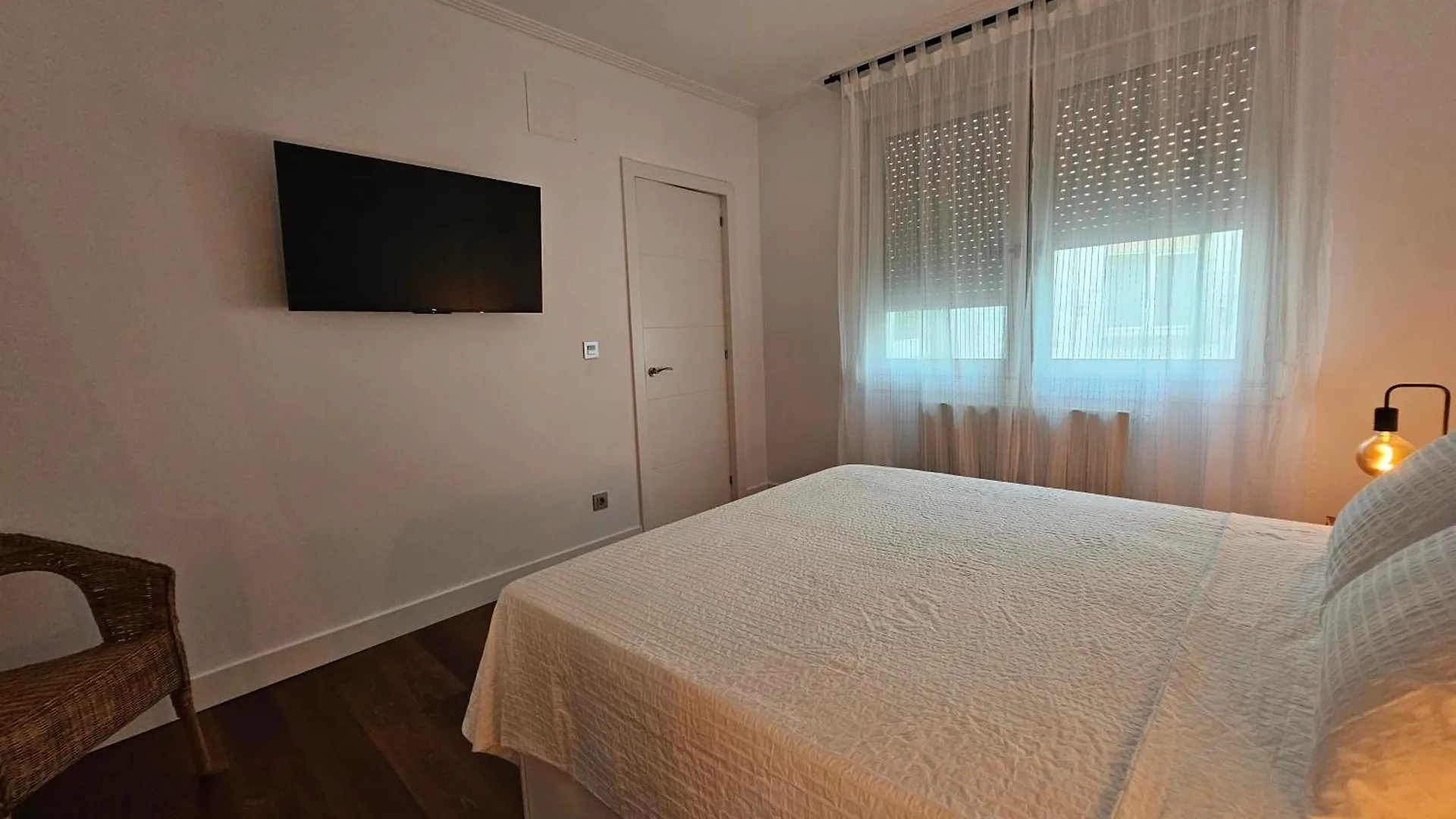 Habitacion En Atico Con Terraza En Bilbao Apartman